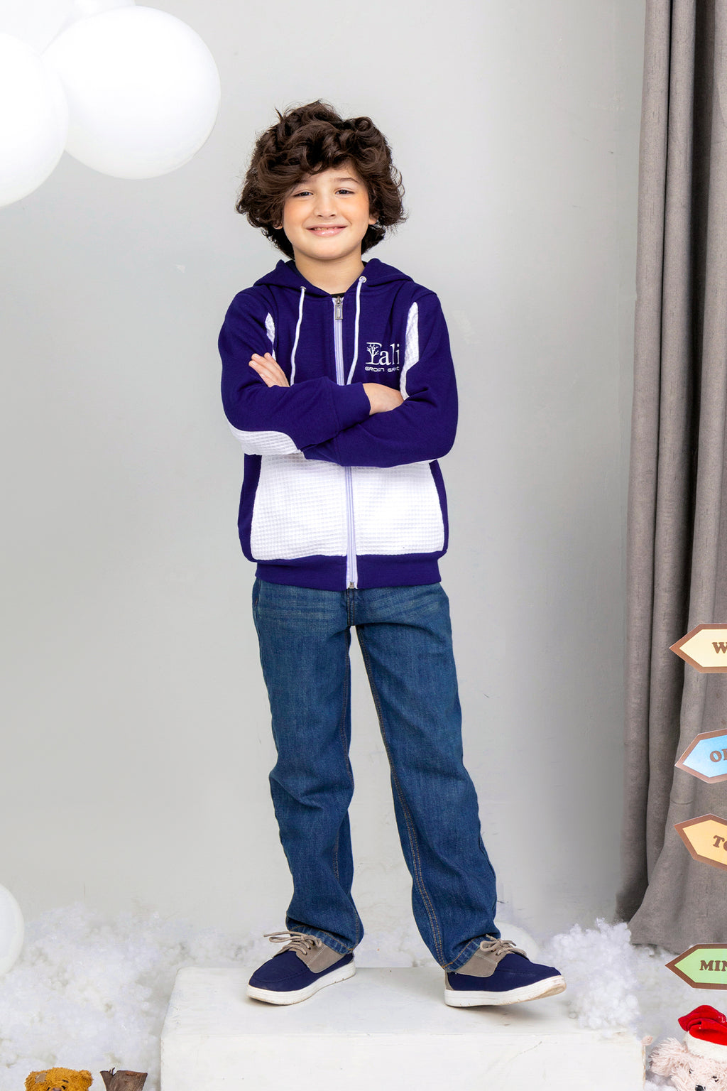 Boys Contrast Paneled Zipper Hoodie